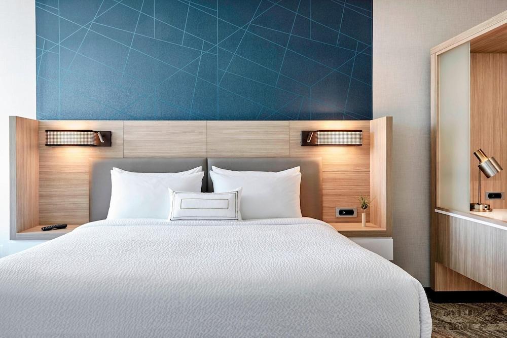 Hotel Springhill Dallas Dfw Airport South/centreport 3*